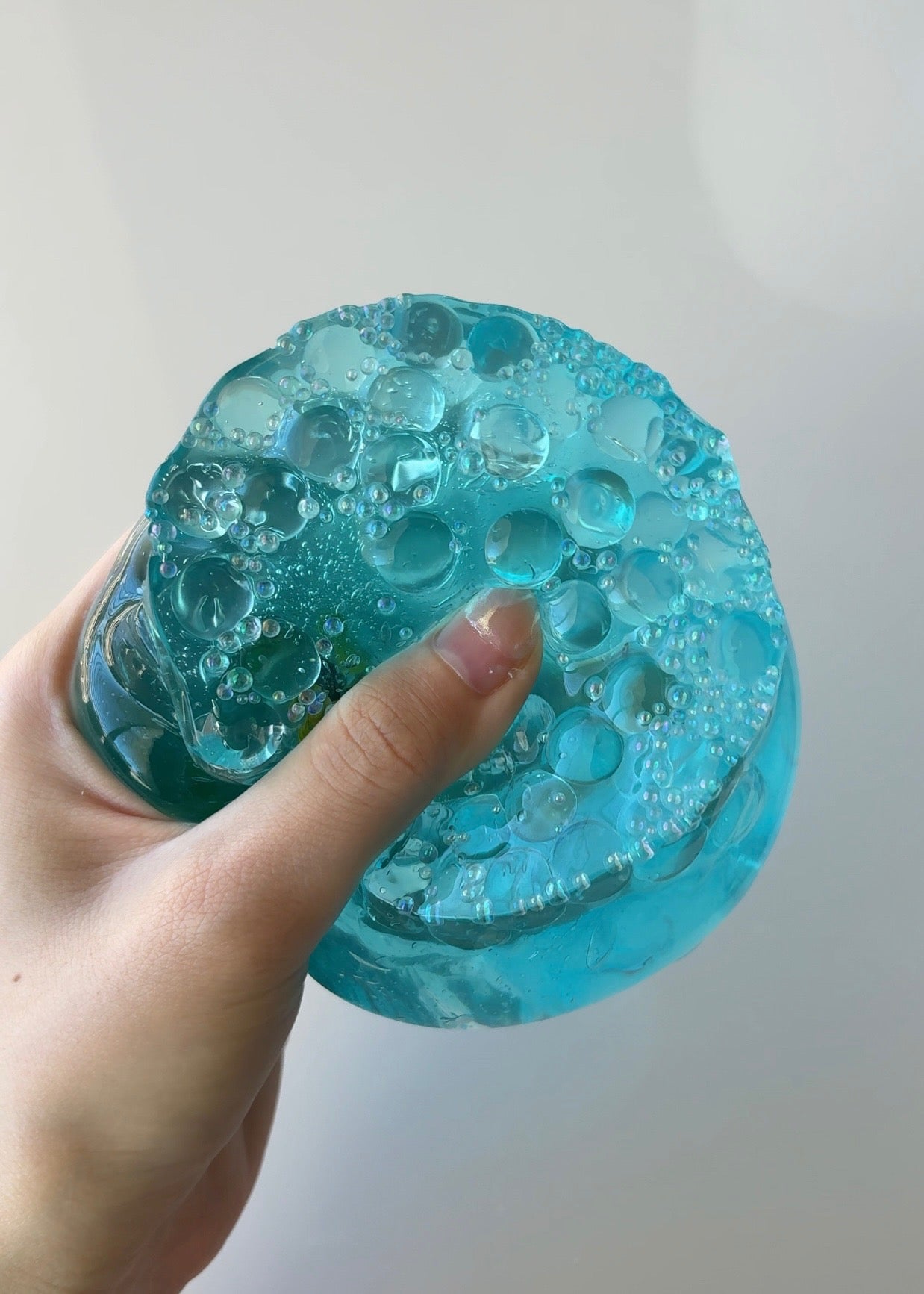 Frutiger Aqua